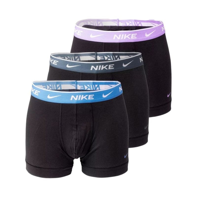 Nike lühikesed püksid