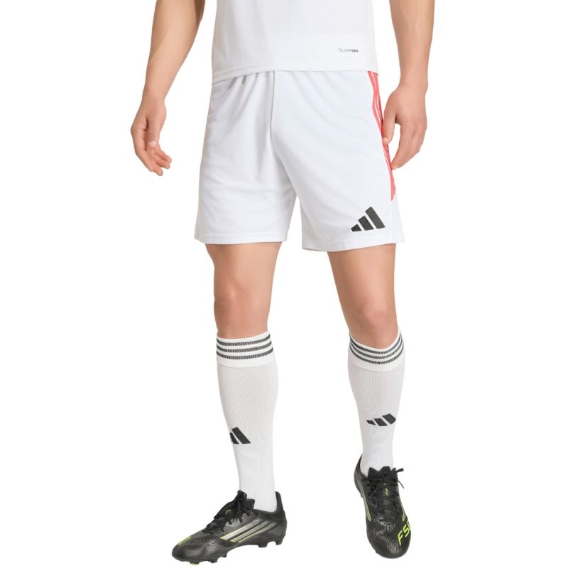 Adidas lühikesed püksid