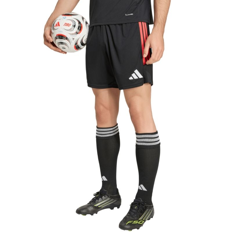 Adidas lühikesed püksid
