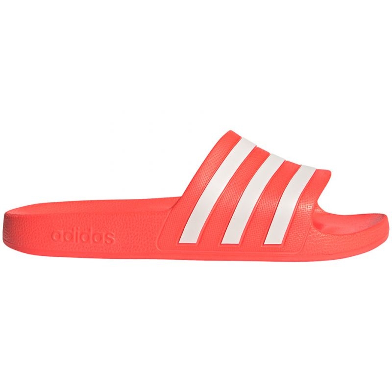 Adidas sussid