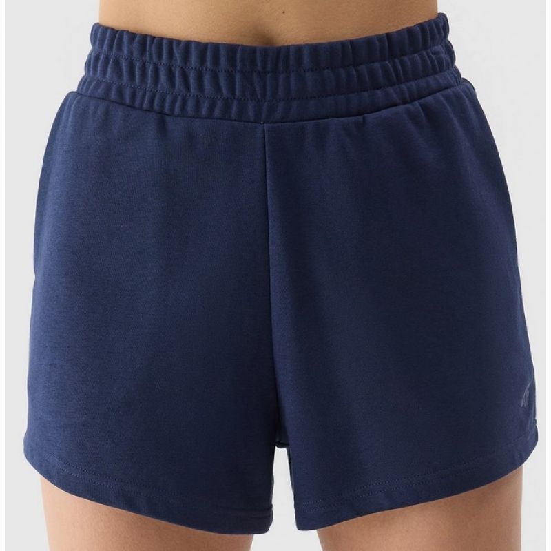 4F lühikesed püksid
