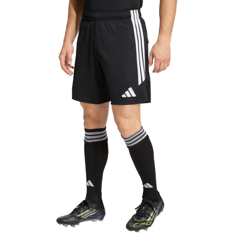 Adidas lühikesed püksid