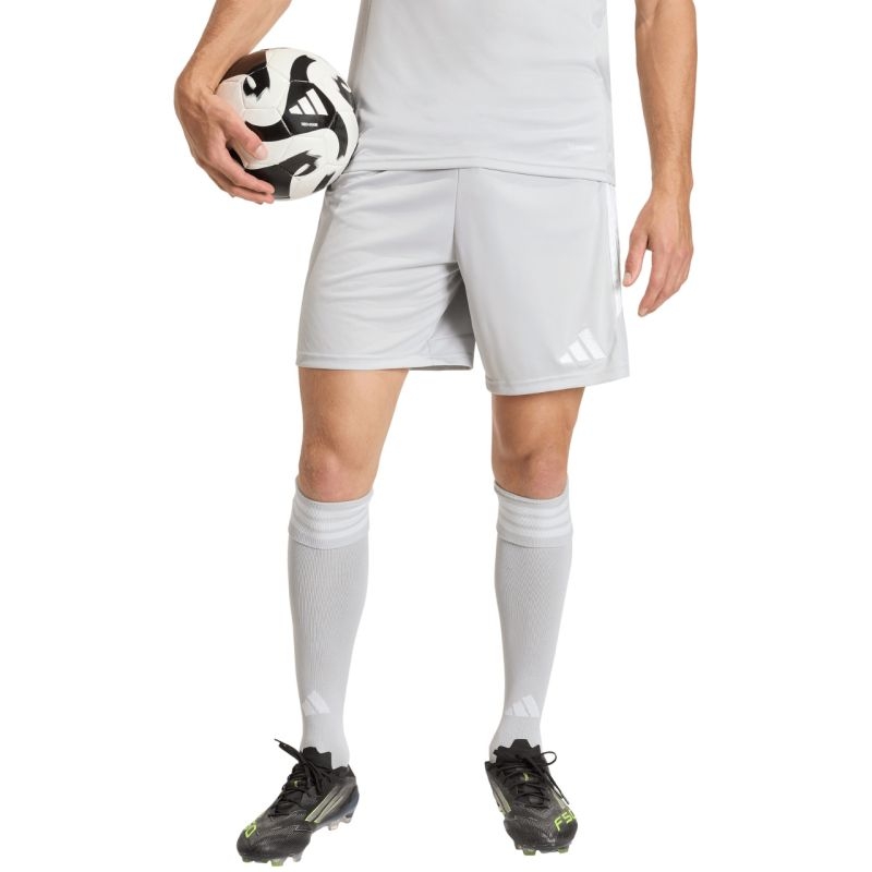 Adidas lühikesed püksid