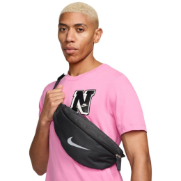 Nike käekott