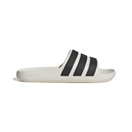 Adidas sussid